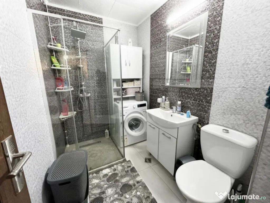 Vânzare apartament 3 camere- Aiud- Nemobilat - Aiud (Alba)