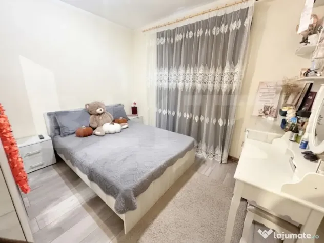 Vânzare apartament 3 camere- Aiud- Nemobilat - Aiud (Alba)