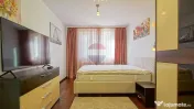 Apartament cu 3 camere de închiriat în zona Tractorul 