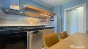 Apartament cu 3 camere de închiriat în zona Tractorul 