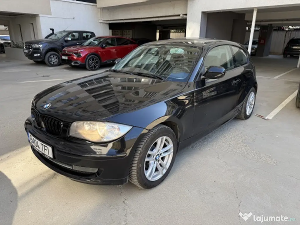 BMW Seria 1 116i, 2011, motor 2.0 benzină