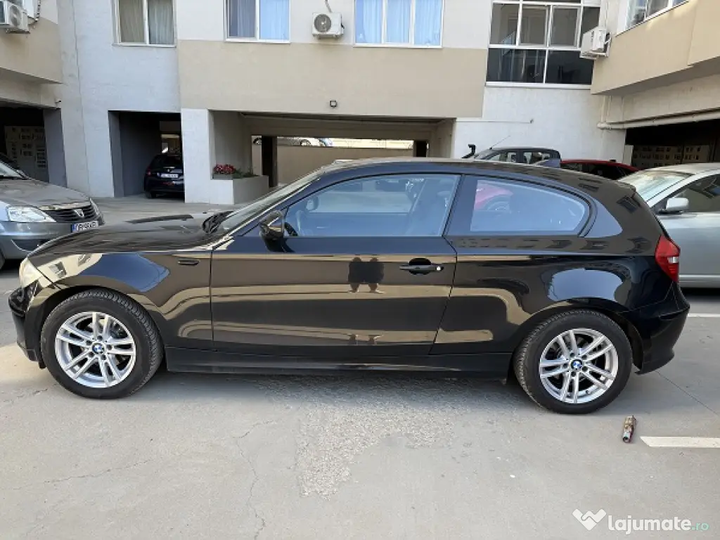 BMW Seria 1 116i, 2011, motor 2.0 benzină