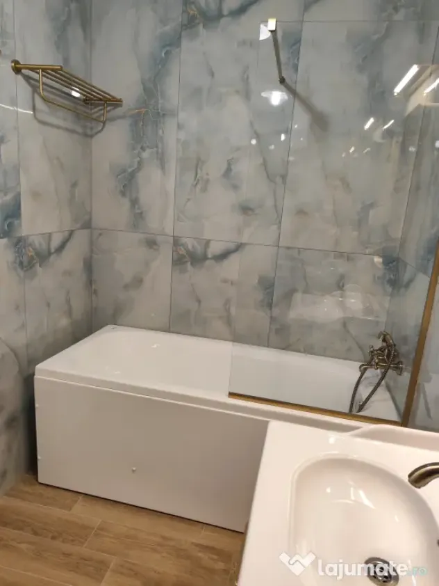Prima închiriere Str. Eroilor proprietar apartament 2 camere
