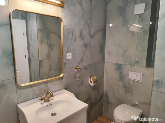 Prima închiriere Str. Eroilor proprietar apartament 2 camere