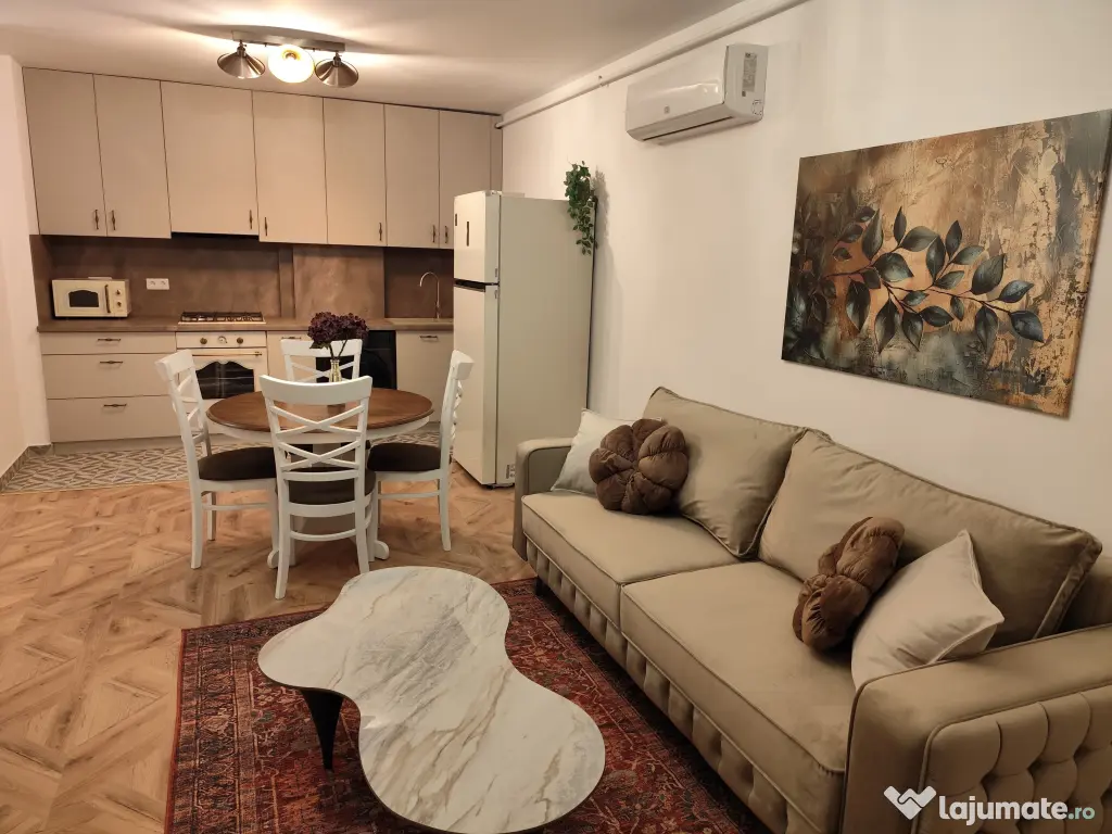 Prima închiriere Str. Eroilor proprietar apartament 2 camere
