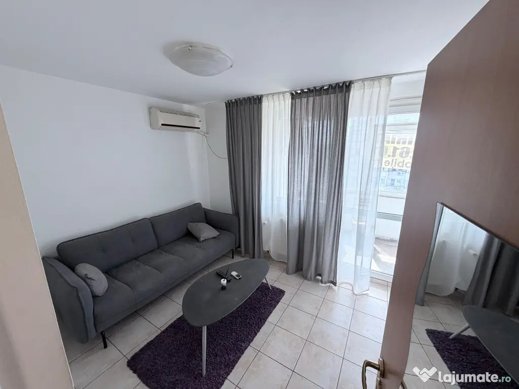 Închiriez apartament cu 2 camere