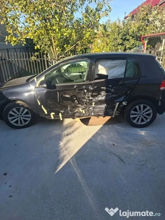 Dezmembrez Vw Golf 6 Hatchback 1.2 Tsi CBZ 105 cai cutie viteze manuala an 2011
