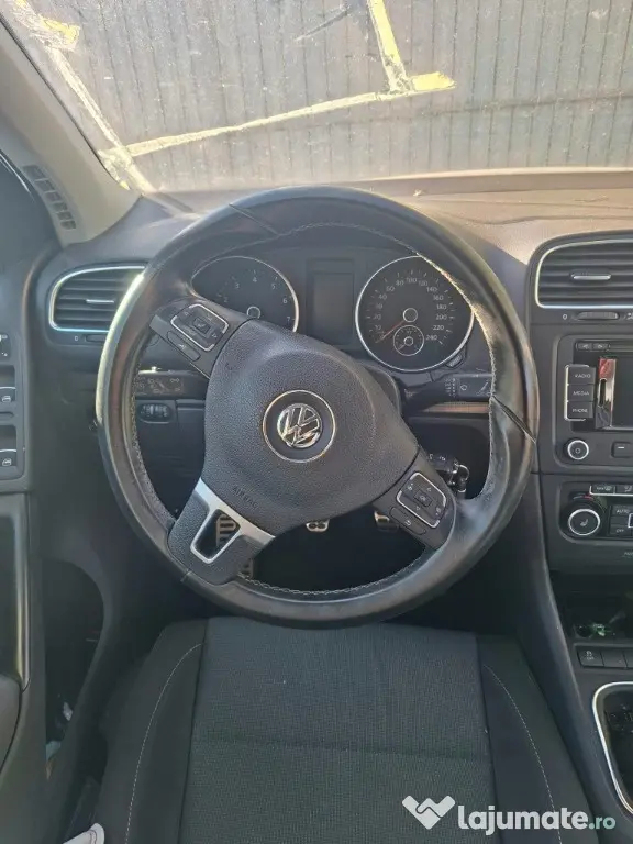 Dezmembrez Vw Golf 6 Hatchback 1.2 Tsi CBZ 105 cai cutie viteze manuala an 2011