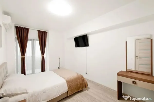 De inchiriat apart. 2 Camere - Riviera - Vedere Dunăre și Parcare Privată - Galati (Galati)