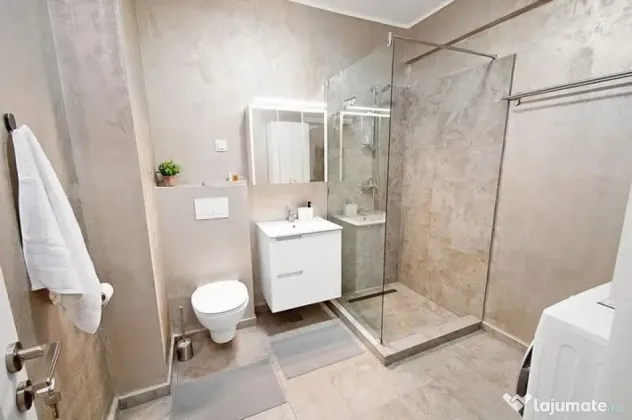 De inchiriat apart. 2 Camere - Riviera - Vedere Dunăre și Parcare Privată - Galati (Galati)