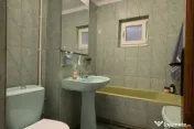 Apartament 3 camere, decomandat, 77 mp, zona 1 Mai 