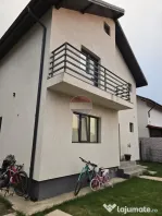 Vila de vânzare , P+1, S.U.100mp-Cartierul Independenței