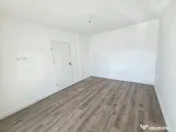 Apartament cu 3 camere, 60 mp, parcare, zona Porii 