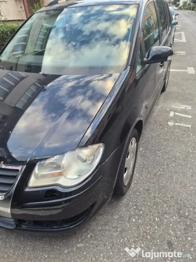 De vânzare Volkswagen Touran 2.0 TDI