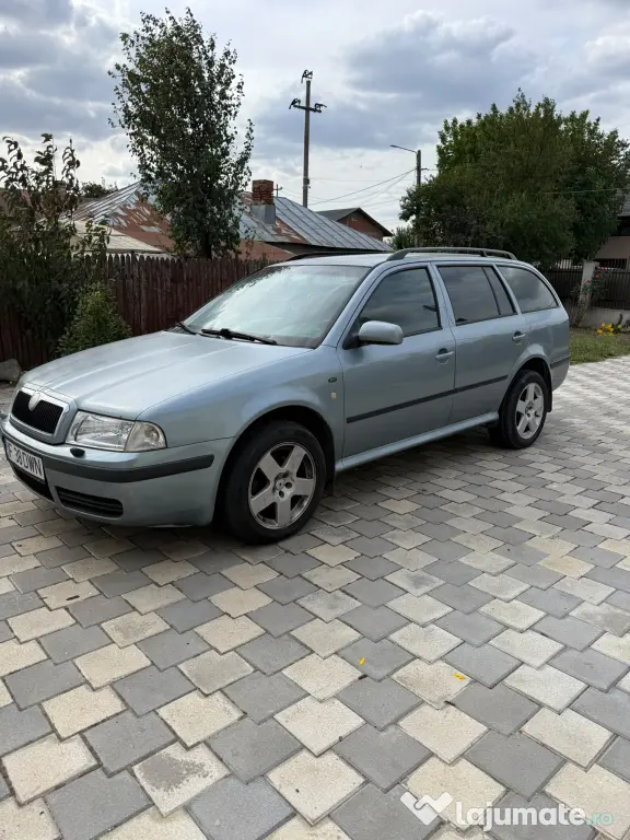 Vând Skoda Octavia 1