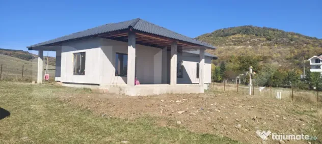 Casă individuală pe un singur nivel și teren de 757 mp ? - Bistrita (Bistrita-Nasaud)