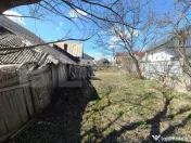 Casa renovabila/demolabila, teren 1250 mp, Radauti