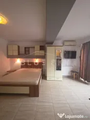 Mamaia Nord -Garsoniera cu curte proprie si loc de parcare 
