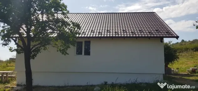 Vand casa satul Stânca, comuna Comarna, județul Iași