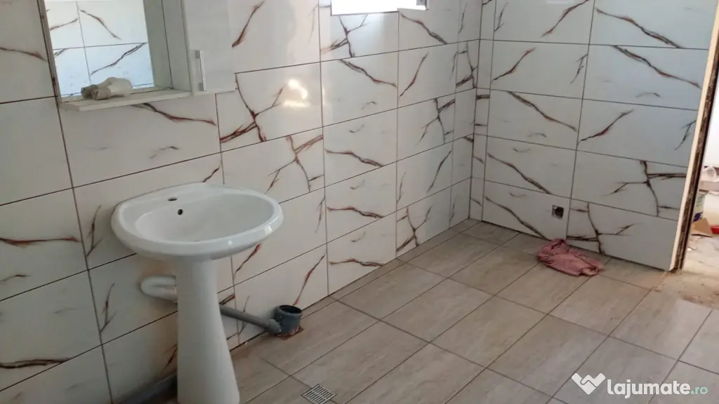 Vand casa satul Stânca, comuna Comarna, județul Iași