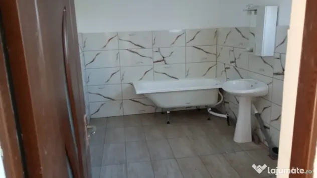 Vand casa satul Stânca, comuna Comarna, județul Iași