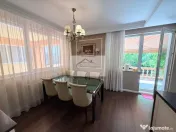 Vila spatioasa de inchiriat in Gruia 