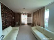 Vila spatioasa de inchiriat in Gruia 