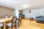 Casă / Vilă cu 8 camere de vânzare în CHIAJNA