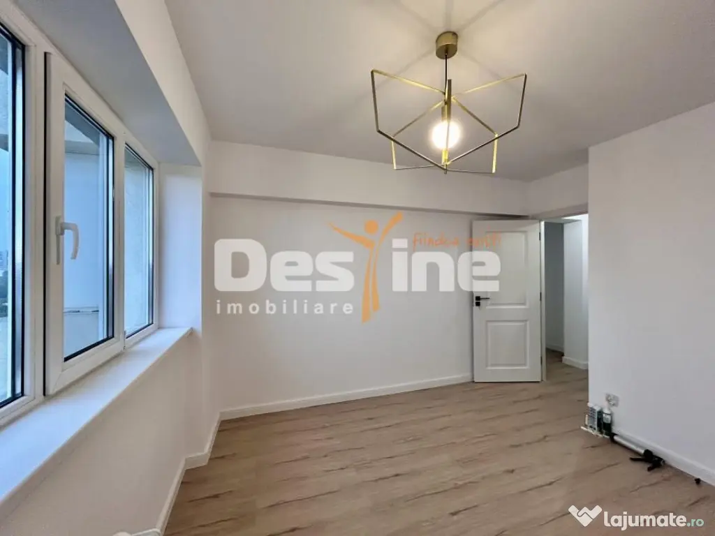 Apartament 2 camere, decomandat, renovat complet, Value Center, Ploiesti - Ploiesti (Prahova)