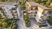 Apartament nou,2 camere,56 mp si balcon,zona Cetate 