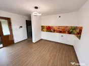 Casa pe parter+casa de oaspeti, 3000 mp teren, zona Cotofeni
