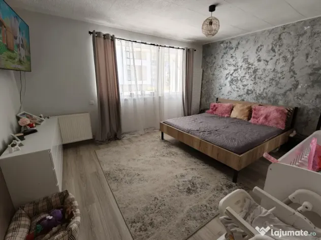 Apartament cu o cameră, 32 mp, balcon | zona Eroilor, Flore - Floresti (Cluj)