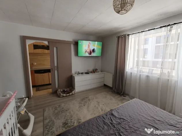 Apartament cu o cameră, 32 mp, balcon | zona Eroilor, Flore - Floresti (Cluj)