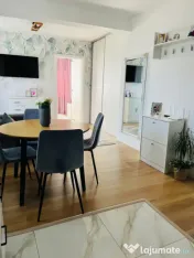 Apartament 3 camere 50mp+ 7 mp balcon + parcare in Floresti 