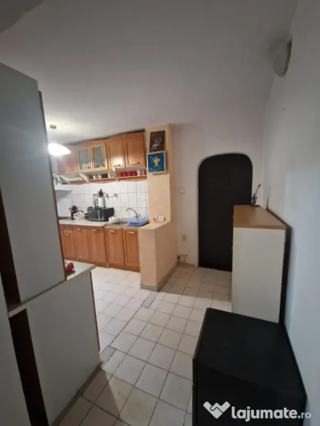 Apartament cu 3 camere decomandate – 70 mp | Spațios, mobilat și utilat
