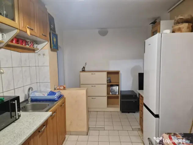 Apartament cu 3 camere decomandate – 70 mp | Spațios, mobilat și utilat