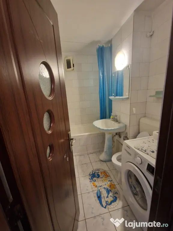 Apartament cu 3 camere decomandate – 70 mp | Spațios, mobilat și utilat