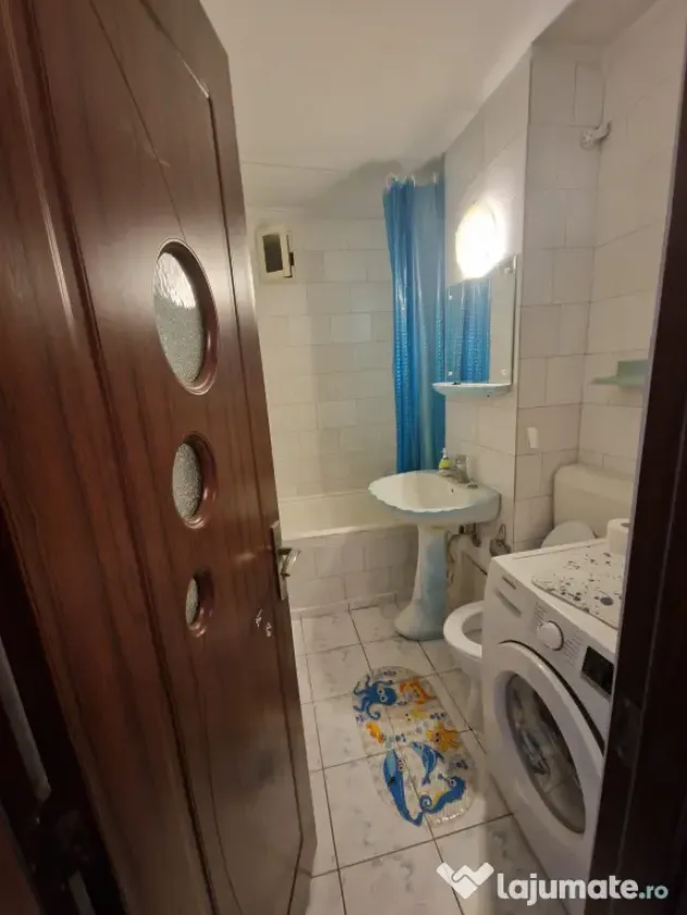 Apartament cu 3 camere decomandate – 70 mp | Spațios, mobilat și utilat