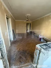 Blitz oferă spre vânzare apartament 3 camere, etaj 2, zona 