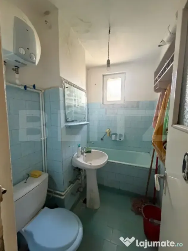 Blitz oferă spre vânzare apartament 3 camere, etaj 2, zona - Galati (Galati)