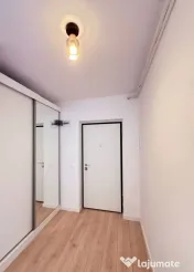 PRIMA INCHIRIERE! 2 camere cu terasa si parcare, et 3, lift, 