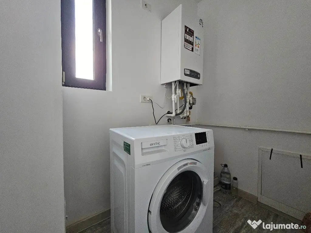 Vila cu 3 camere si teren propriu, totul nou, metrou Nicolae Teclu - Bucuresti (Bucuresti-Ilfov)