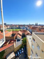 Apartament 4 camere, 97 mp, zona Piata Marasti