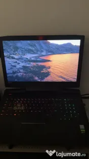 HP Omen17, Monitor curbat Samsung144hz, Tastatura Razer, Camera Logitech, cooler 