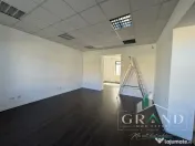 Spațiu versatil de 100 mp, 3 încăperi, 2 băi | Andrei Mu 