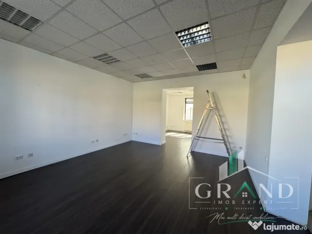 Spațiu versatil de 100 mp, 3 încăperi, 2 băi | Andrei Mu - Cluj-Napoca (Cluj)