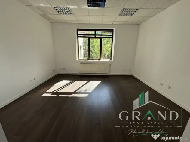 Spațiu versatil de 100 mp, 3 încăperi, 2 băi | Andrei Mu - Cluj-Napoca (Cluj)