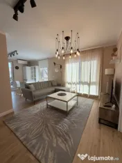 Apartament cu 3 camere, 71.9 mp, zona Centrul Vechi 
