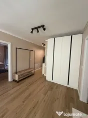 Apartament cu 3 camere, 71.9 mp, zona Centrul Vechi 