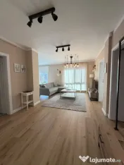 Apartament cu 3 camere, 71.9 mp, zona Centrul Vechi 